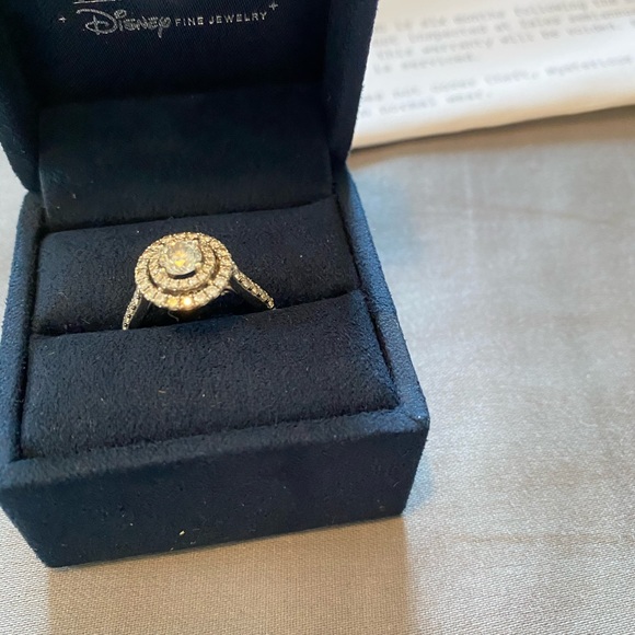 Zales Disney engagement ring - Picture 2 of 4